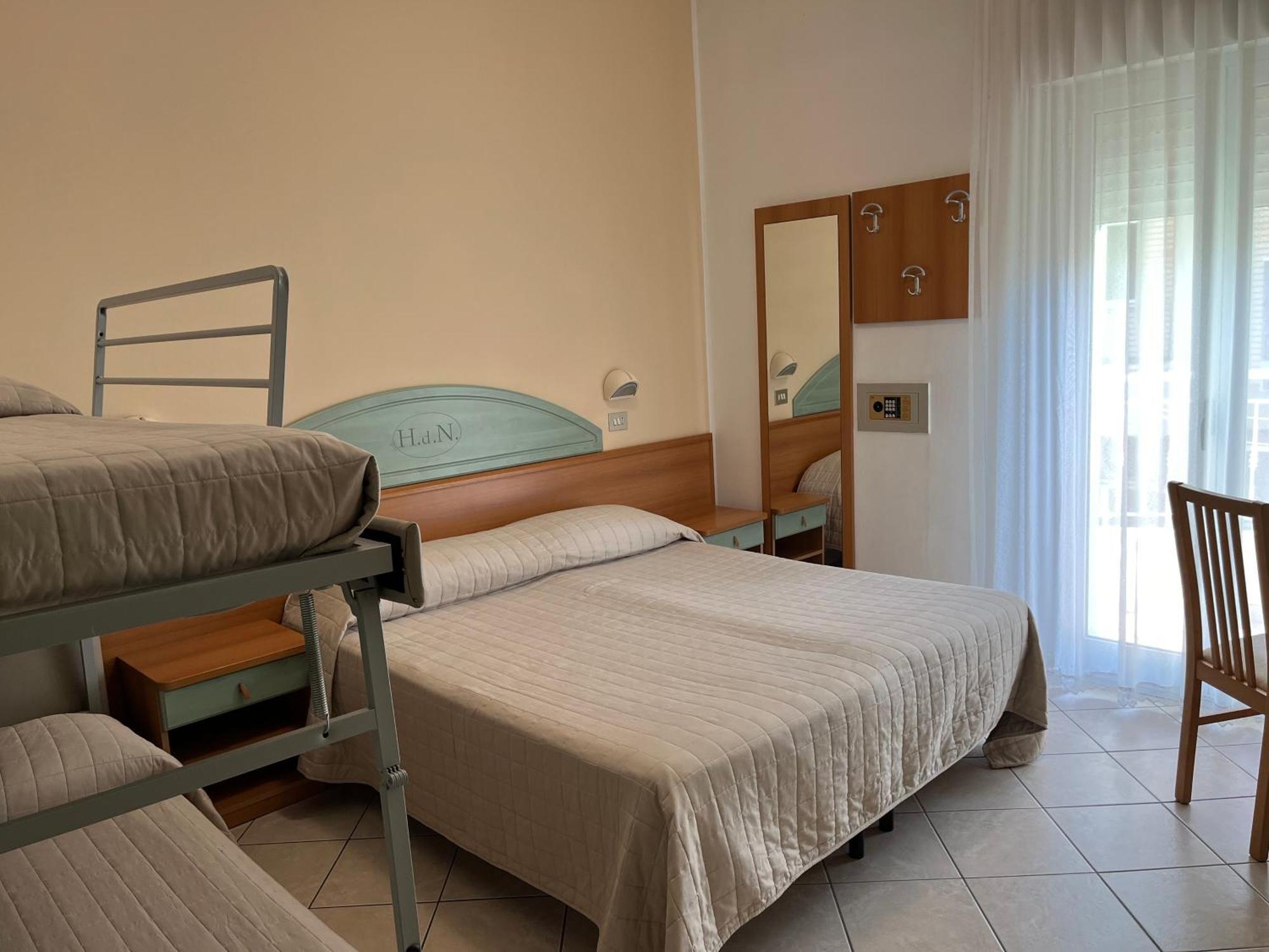 צ'סנטיקו Hotel Delle Nazioni מראה חיצוני תמונה